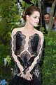 kristen-snow-london