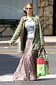 jennifer-shopping