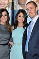 selena-laugh