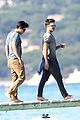 efron-noshirt