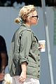 lovato-blue-bun-beauty