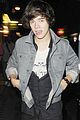styles-meeting-fans