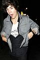 styles-meeting-fans
