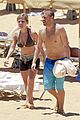 jennette-paddleboard