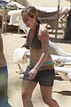 jennette-paddleboard