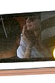 selena-arrives