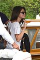 selena-arrives