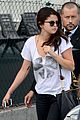 selena-arrives