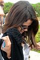 selena-arrives