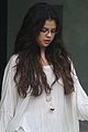 gomez-white-top