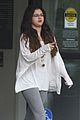 gomez-white-top