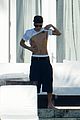 bieber-shirtless