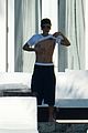 bieber-shirtless
