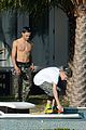 bieber-shirtless