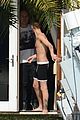 bieber-shirtless