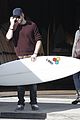 miley-liam-surfboard