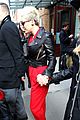 miley-redsuit