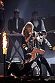 swift-brit-perform