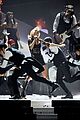 swift-brit-perform