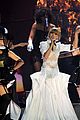swift-brit-perform