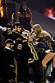 swift-brit-perform