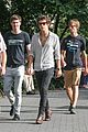 harry-phone