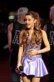 ariana-preshow