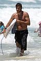 liam-surfing