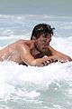 liam-surfing