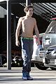 austin-shirtless