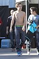 austin-shirtless
