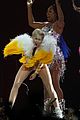miley-down