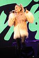 neon-oxford