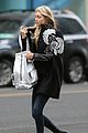 hadid-signaked