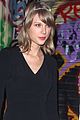 tay-kiss