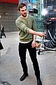 hoult-freeing1