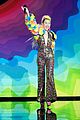 miley-opening