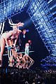 miley-opening