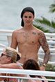 bieber-sues
