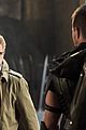 arrow-con