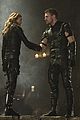 arrow-con
