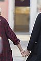 shailene-hands