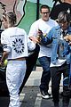 kristen-shopping