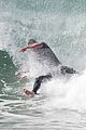 hemsworth-surfing
