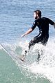 hemsworth-surfing