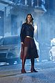 supergirl-changing