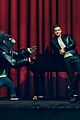 taron-singing