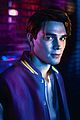 riverdale-neon