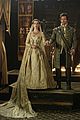 reign-costumes