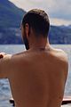 sam-shirtless